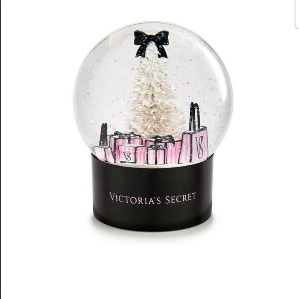 Victoria’s Secret snow globe new in box limited - Picture 2 of 4